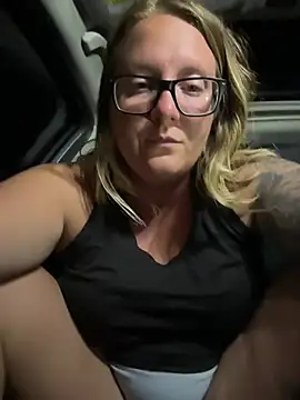 _ElizabethLove_'s Live XXX Chat