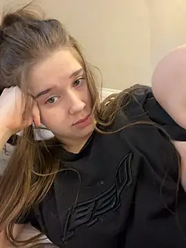 HornyGirlH's Live XXX Chat