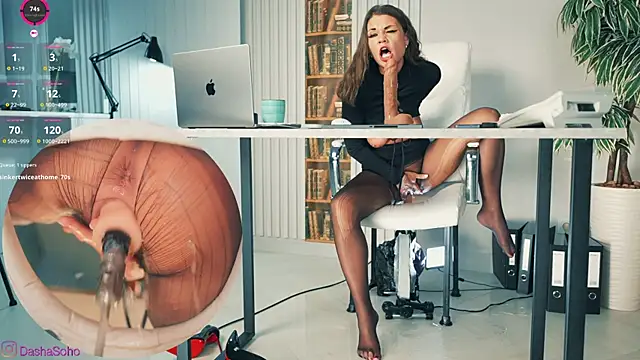 art_porno Adlı Modelin Canlı XXX Sohbeti