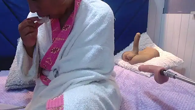 NathaliaSmith3x 现场XXX聊天