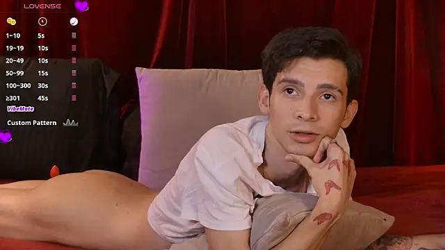 VicenteFerrer's Live XXX Chat