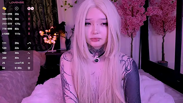 XXX chat uživo modela Lein_Bone