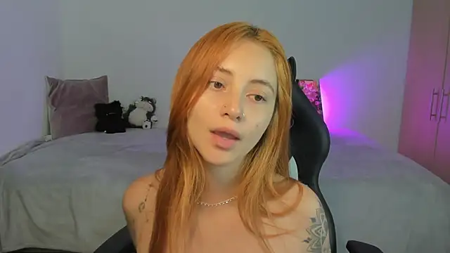 Chat +18 de annie_mora ao vivo