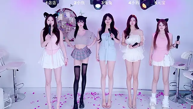 XK-2005's Live XXX Chat