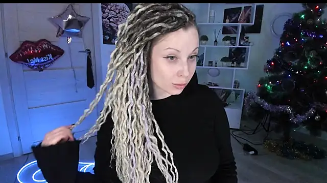 HoneySallyMoore: онлайн-секс-чат