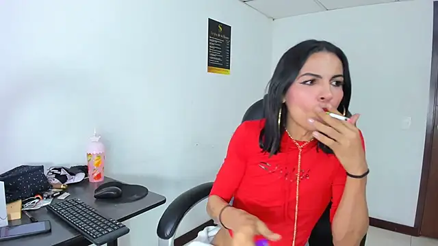 Aisha_hotts777のライブXXXチャット