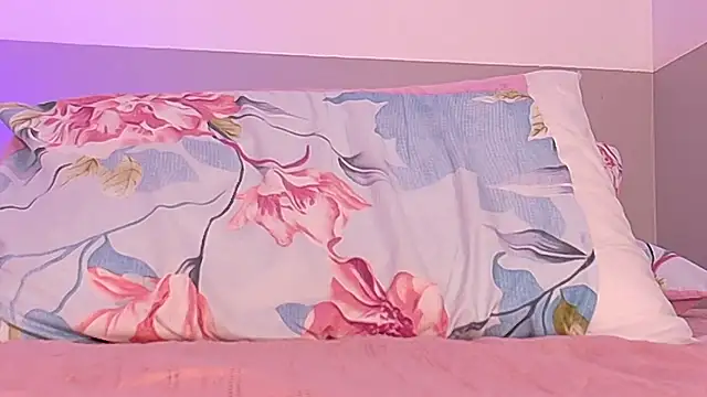 kinkylittlegirll Live XXX-chat