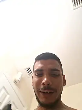 Chat XXX en directo de HazelEyedJay420