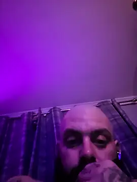 BigDonnyBig's Live XXX Chat