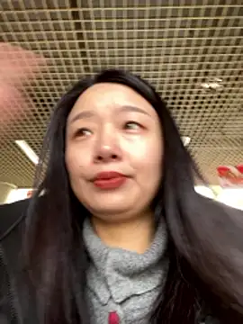 Qrooo Pertunjukan Webcam