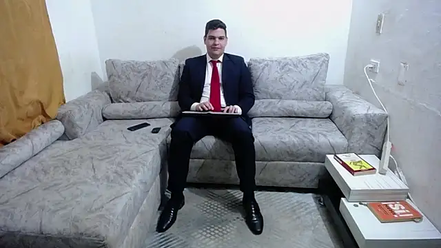 Victor_Maitland Adlı Modelin Canlı XXX Sohbeti