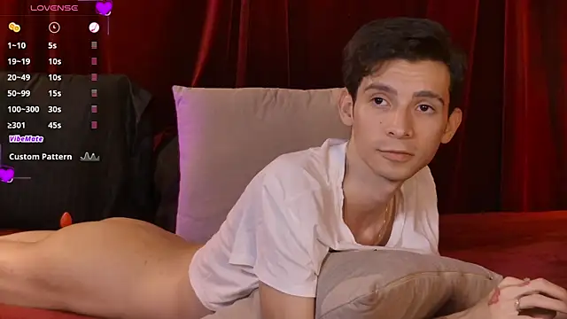 VicenteFerrer's Live XXX Chat