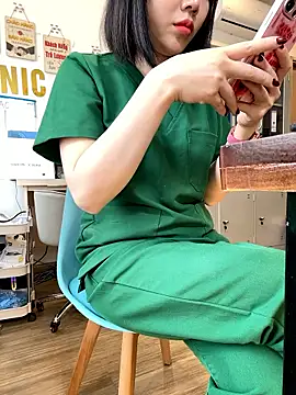 Chat +18 de Clinic_Sexy ao vivo