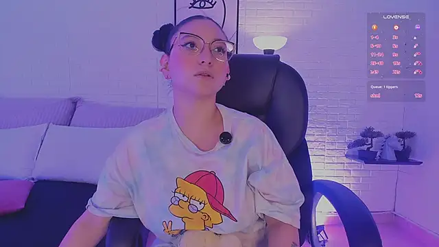 lucy_neil's Live XXX Chat