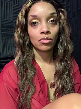 Rakiyahcharms' Webcam Show