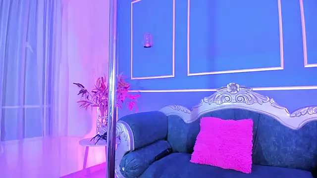 TaraTaylorr 即時 XXX 聊天