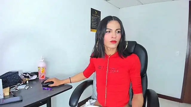 Aisha_hotts777: вебкам-шоу