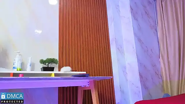 ahsly_Zam 即時 XXX 聊天