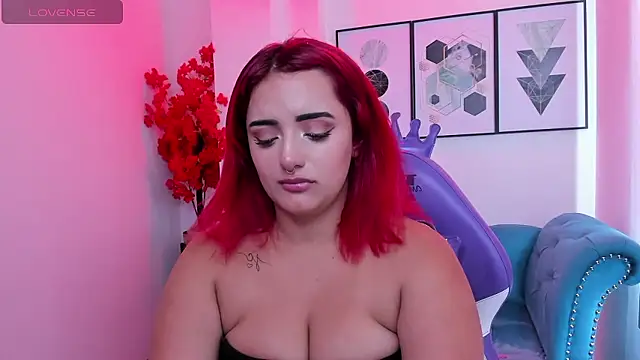 Miiia_rousse 即時 XXX 聊天