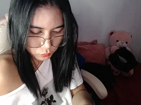 TransPetite1's Live XXX Chat