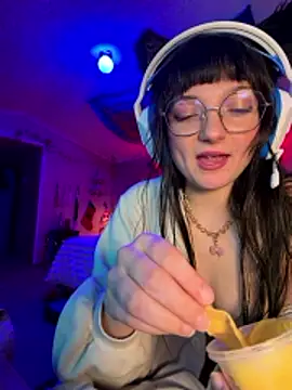 urpuppymoon live XXX chat