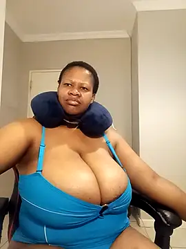 bustylisa1983's Webcam Show