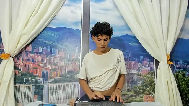 jhonaEstrada's Webcam Show