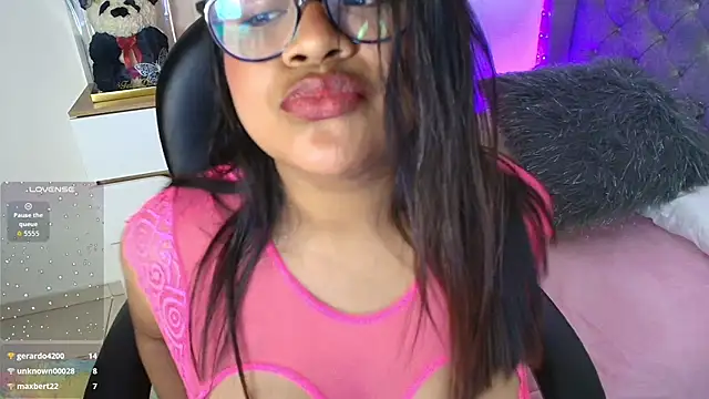 ova_irenne's Live XXX Chat