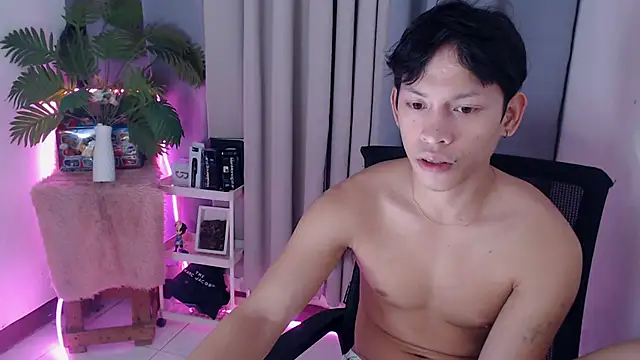 pinkcock_froi2305's Live XXX Chat