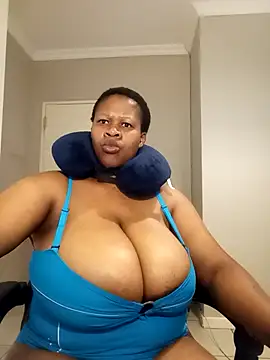 bustylisa1983 Live XXX-Chat