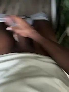 Trhge253's Webcam Show