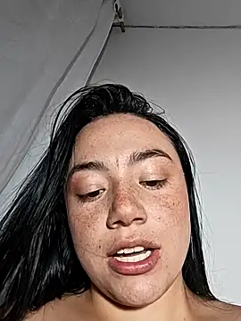 helena_smith Chat XXX in diretta