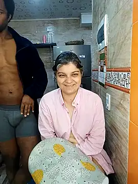 queemking লাইভ XXX চ্যাট