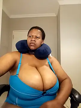 bustylisa1983 Chat XXX in diretta