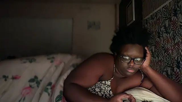 Онлайн чат XXX -Yagurlwest