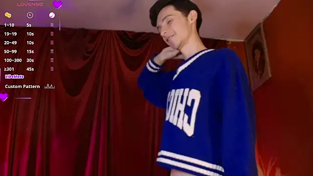 VicenteFerrer's Live XXX Chat