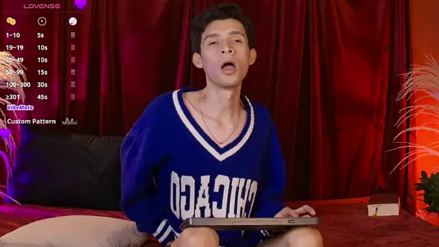 VicenteFerrer Live XXX-chat