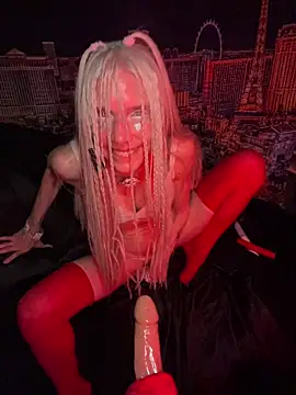 1NikiVegas' Live XXX Chat