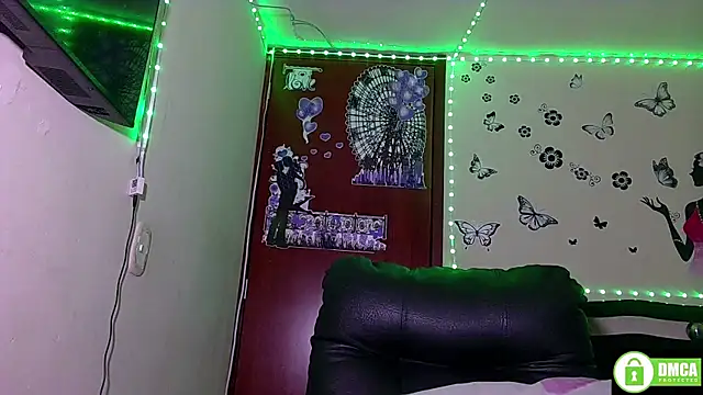 دردشة Star_Eli الجنسية المباشرة