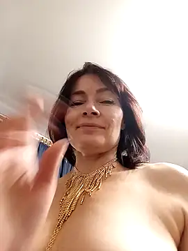 clementine_fox's Live XXX Chat