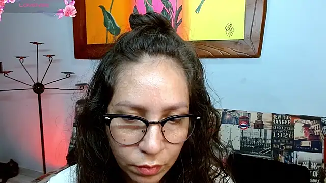 naihroby's Live XXX Chat