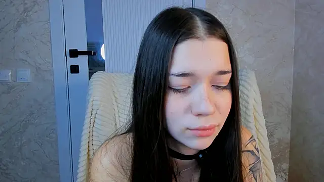 Butterflys1268 Adlı Modelin Canlı XXX Sohbeti