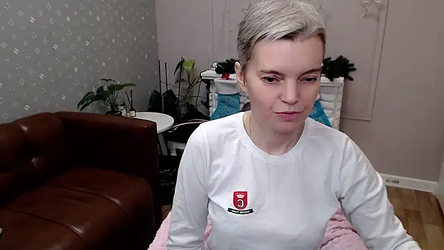 Cutie_Erikaa1's Live XXX Chat