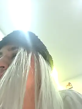 XxxVale1993's Live XXX Chat