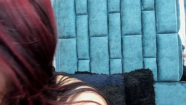 ARTEMISAKIM's Live XXX Chat