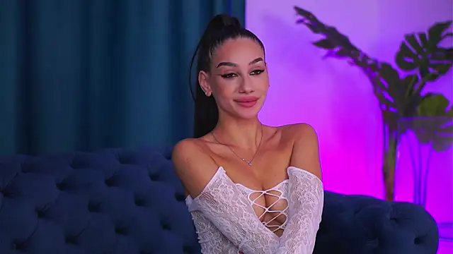 NinaSolenne: онлайн-секс-чат