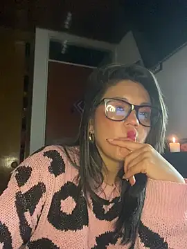 XxAntonellaxxx's Live XXX Chat