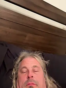 zeus337's Webcam Show