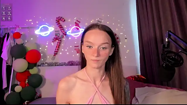 HottieEVER Adlı Modelin Canlı XXX Sohbeti