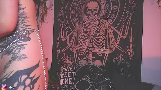 Dalia_Vorhees' Live XXX Chat